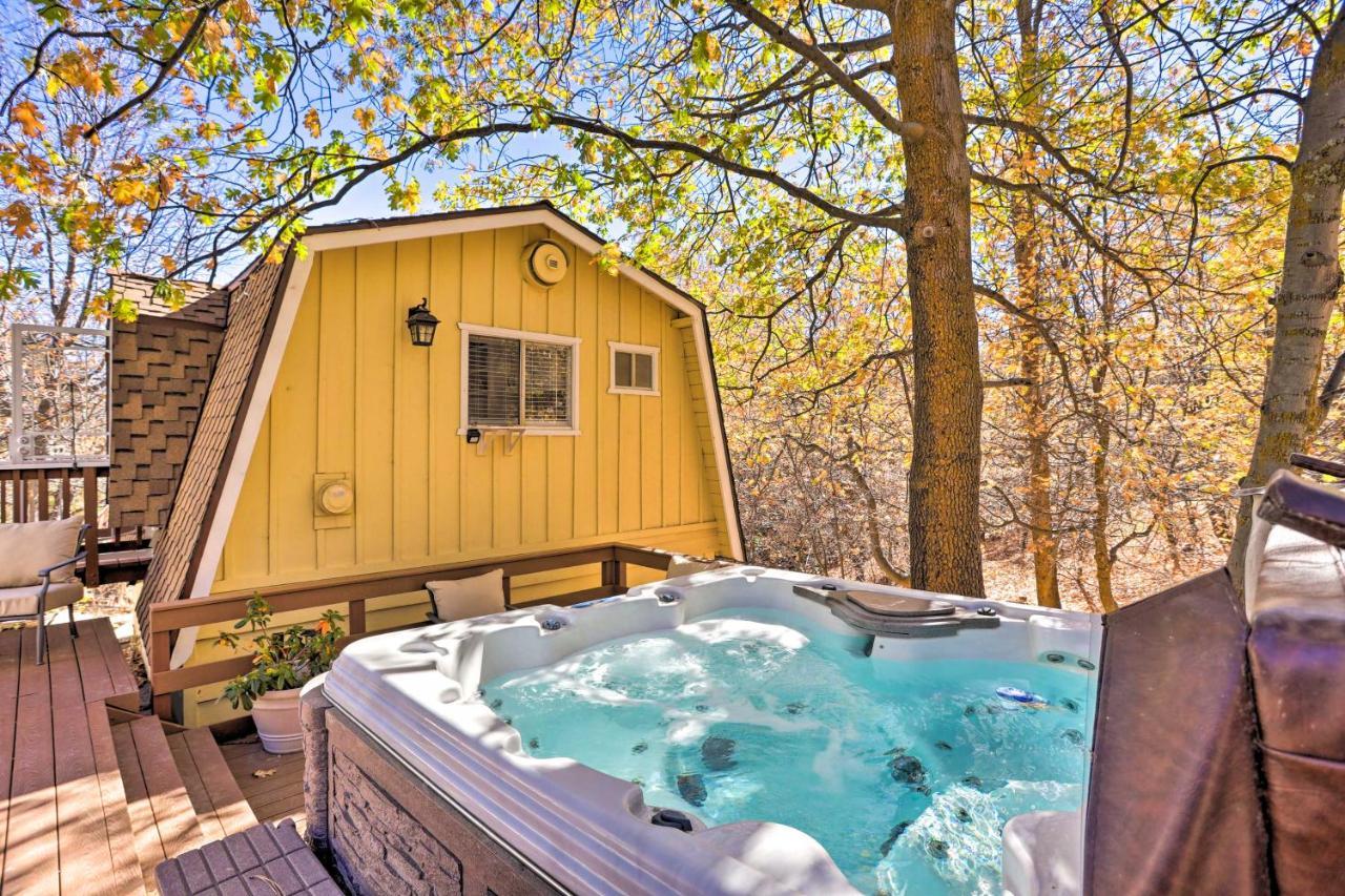 Lake Arrowhead Studio With Private Hot Tub! ภายนอก รูปภาพ